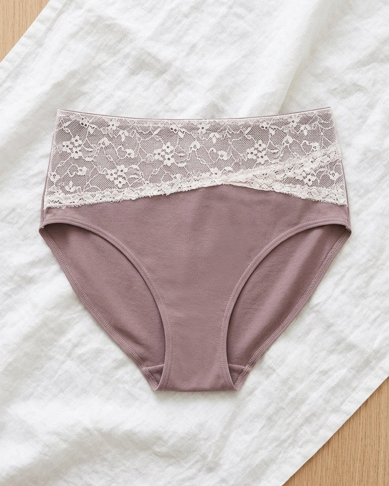 Seamless Brief with Lace