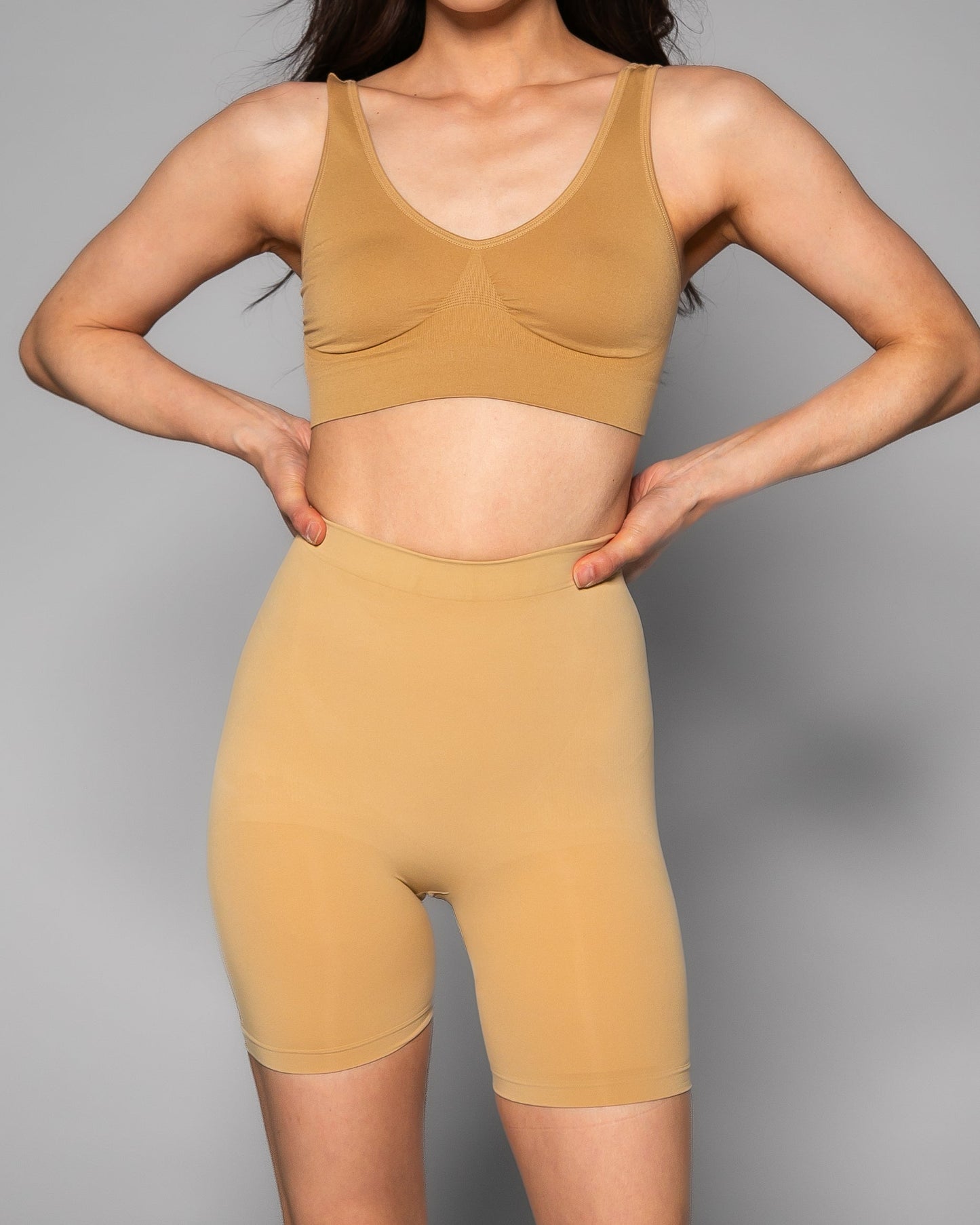Shear Control Seamless Sculpt Mid Thigh Short